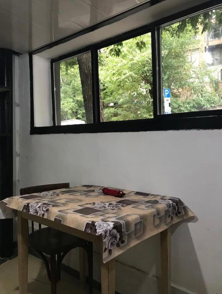 Lada Guest House Tbilisi Bagian luar foto