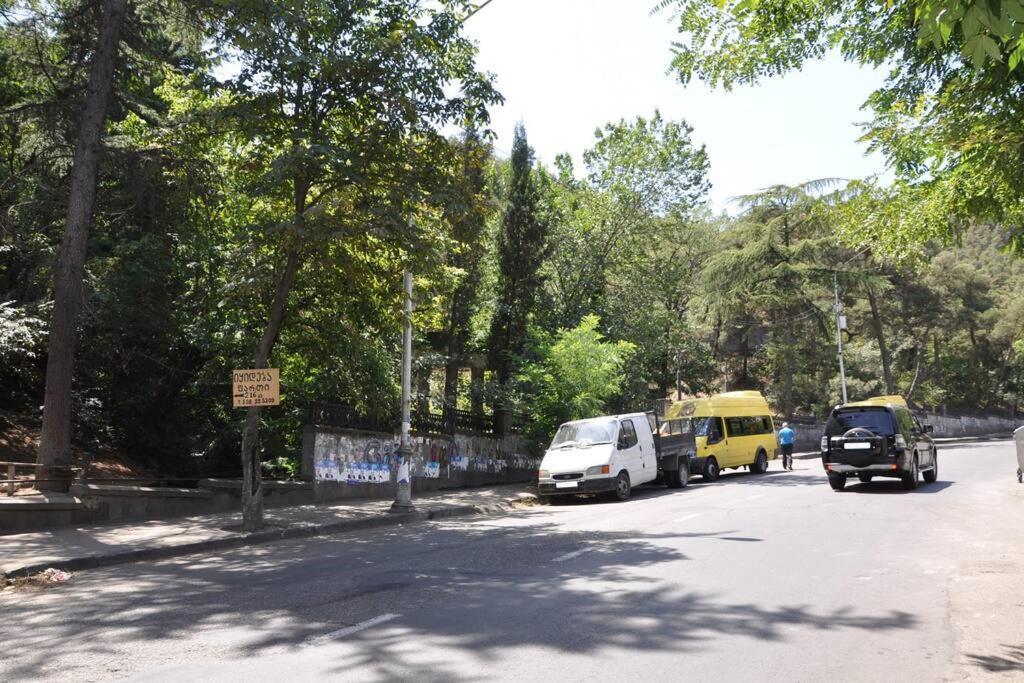 Lada Guest House Tbilisi Bagian luar foto